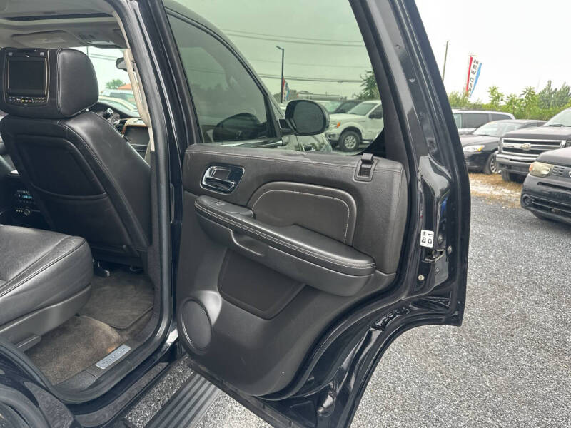 2012 Cadillac Escalade Platinum Edition