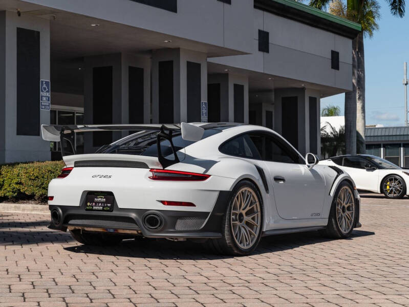 2018 Porsche 911 GT2 RS