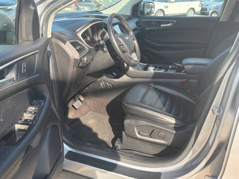 2020 Ford Edge SEL