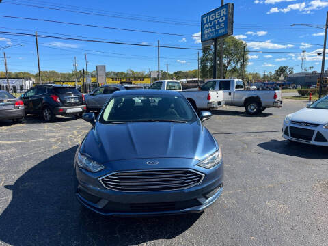 2018 Ford Fusion for sale at TIGER AUTO SALES INC in Redford MI