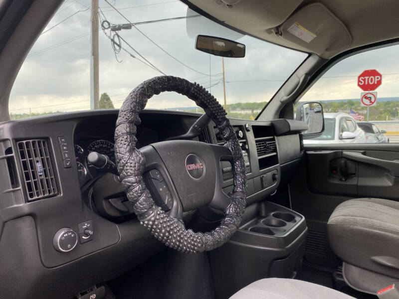 2015 GMC Savana 2500