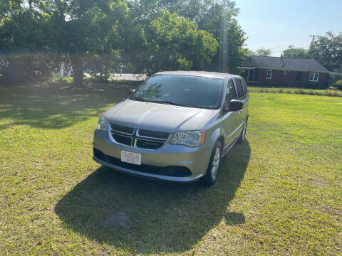 2015 Dodge Grand Caravan for sale at Greg Faulk Auto Sales Llc in Conway SC