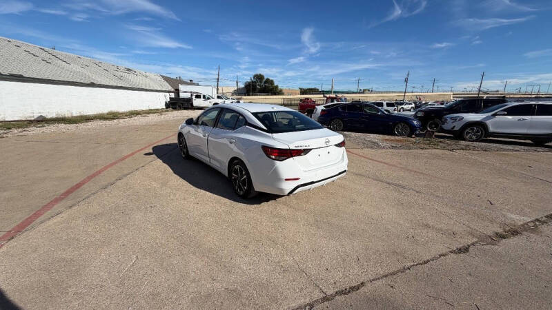 2025 Nissan Sentra SV