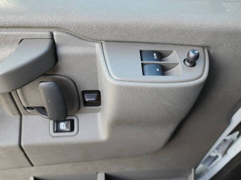 2023 Chevrolet Express 2500