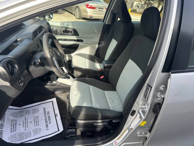 2014 Toyota Prius c Three