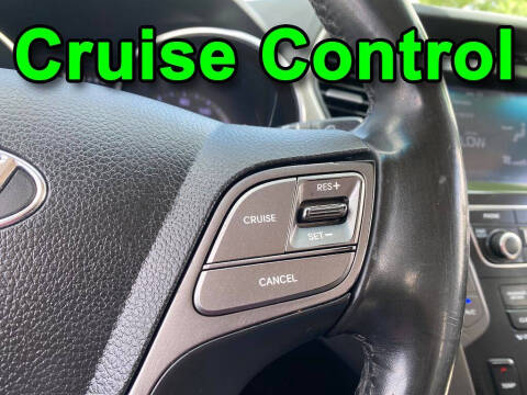 2017 Hyundai Santa Fe SE