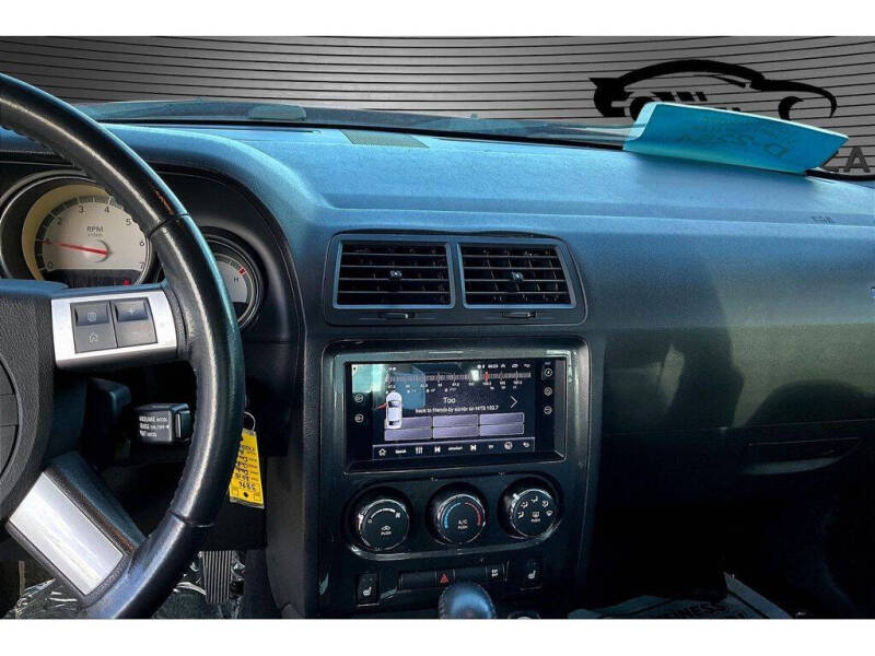 2010 Dodge Challenger SE