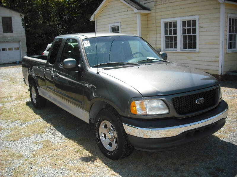 2002 Ford F-150 XLT photo 4