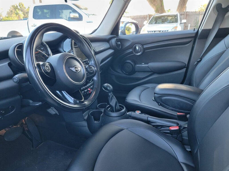 2018 MINI Hardtop 4 Door Cooper