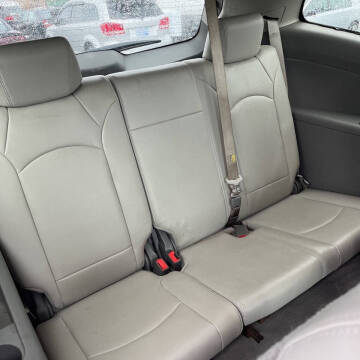 2010 Chevrolet Traverse LT