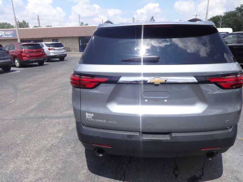 2023 Chevrolet Traverse LT