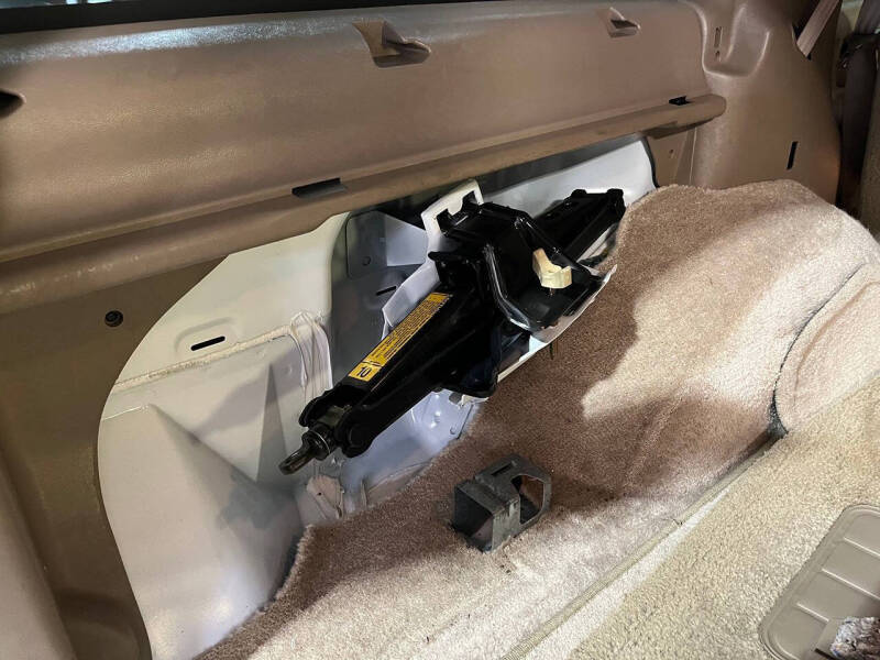 2000 Cadillac Escalade