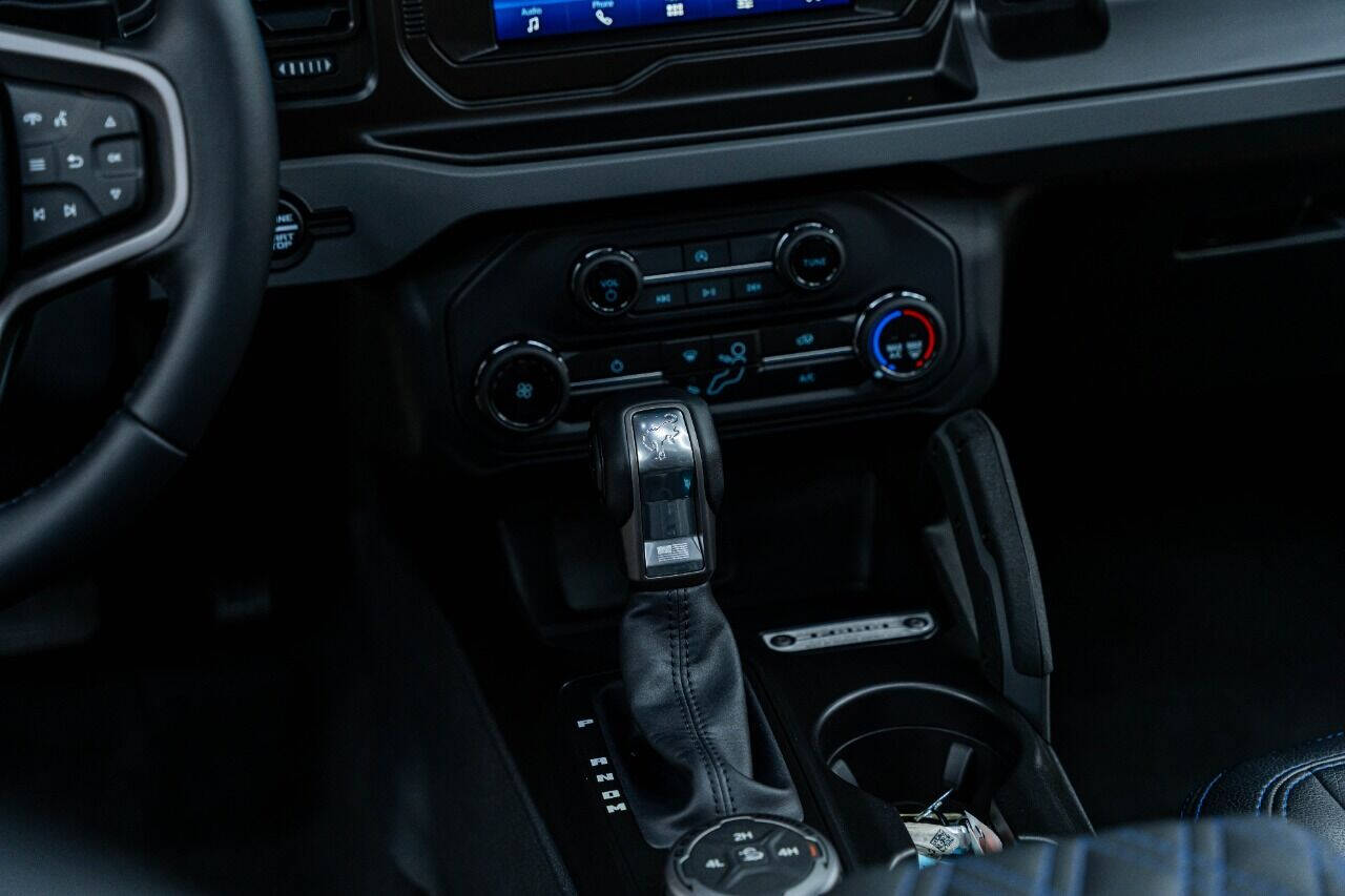 2023 FORD Bronco SUV / Crossover - $71,999