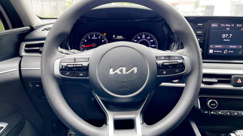 2022 Kia K5 LXS
