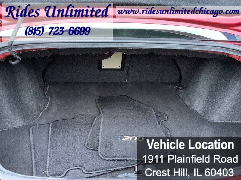 2011 Chrysler 200 Touring