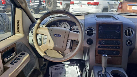 2004 Ford F-150 Lariat