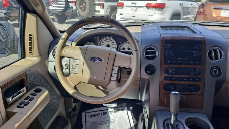 2004 Ford F-150 Lariat
