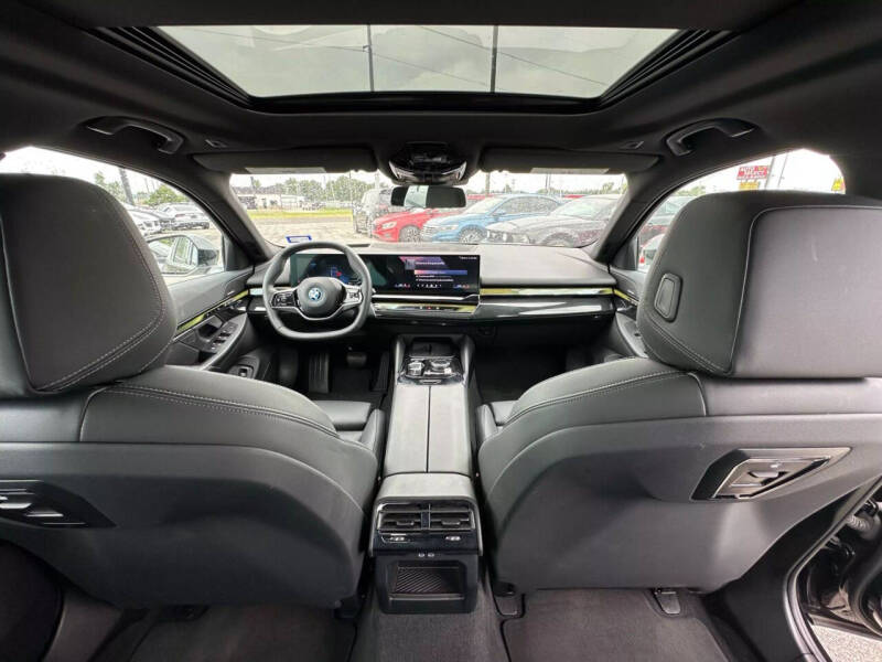 2024 BMW i5 eDrive40