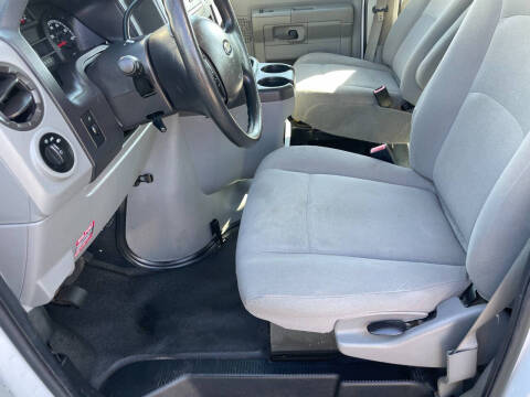 2013 Ford E-Series E-250