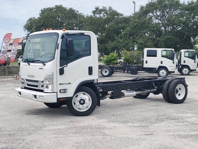 2026 Isuzu NPR