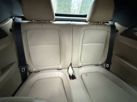 2013 Volkswagen Beetle Convertible 2.5L