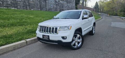 2013 Jeep Grand Cherokee for sale at ENVY MOTORS in Paterson NJ