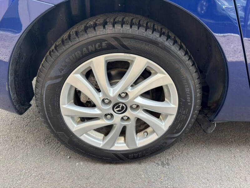 2013 Mazda MAZDA3 i Grand Touring