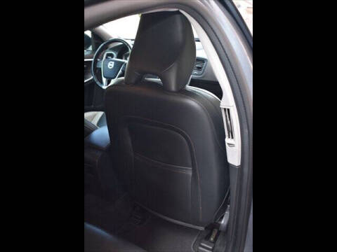 2016 Volvo S60 Cross Country T5 Platinum