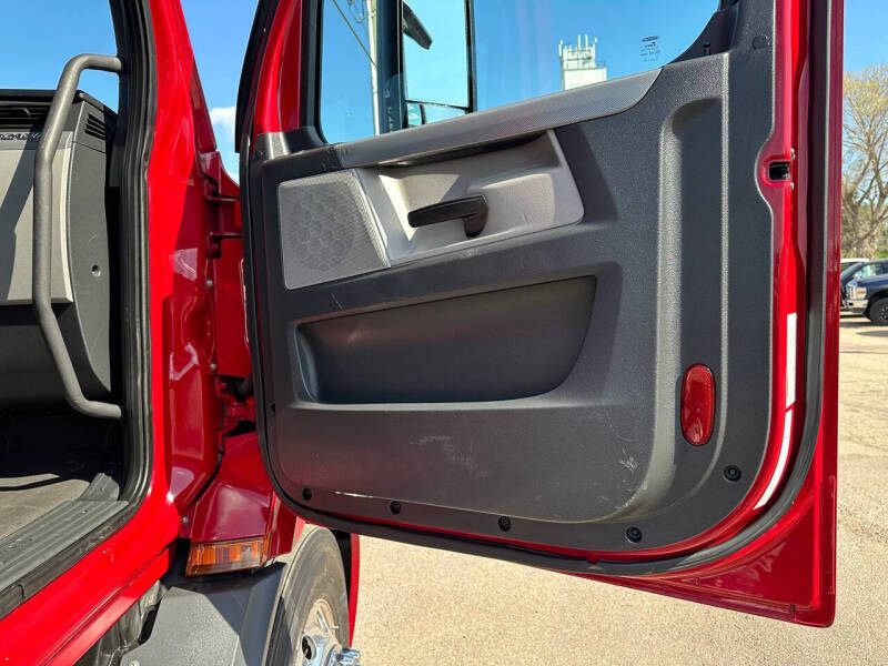 2019 Freightliner Cascadia