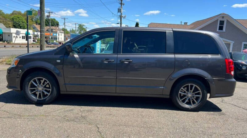 2014 Dodge Grand Caravan SE 30th Anniversary
