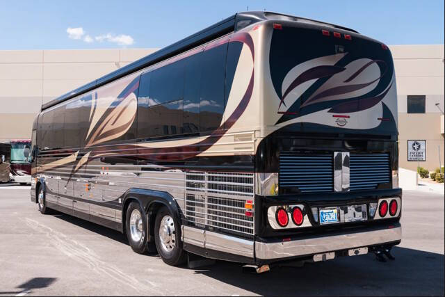 2008 Prevost Marathon XL45
