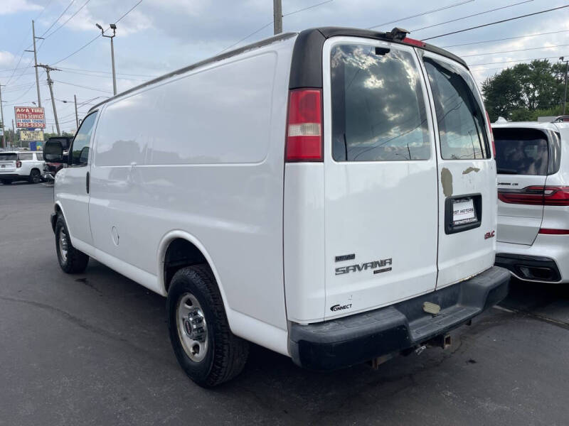 2011 GMC Savana 2500