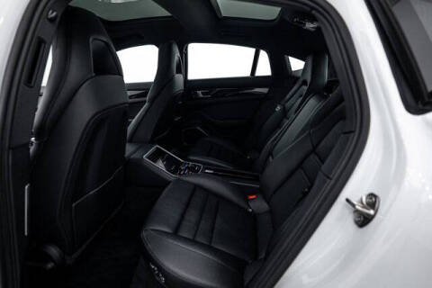 2021 Porsche Panamera 4