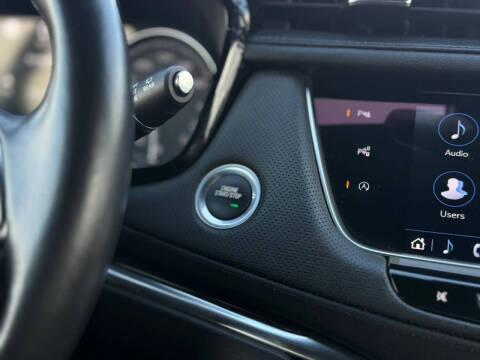 2022 Cadillac XT5 Premium Luxury