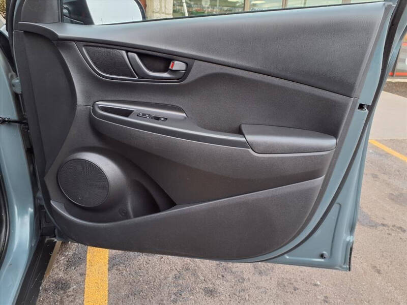 2022 Hyundai Kona SE