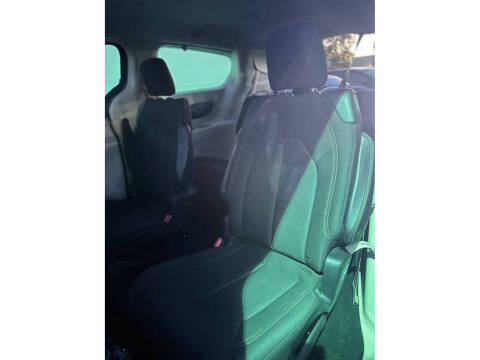 2017 Chrysler Pacifica Touring