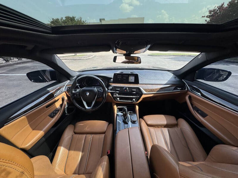 2017 BMW 5 Series 530i