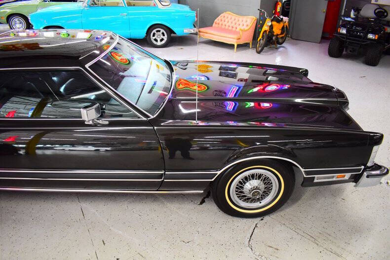 1976 Ford Thunderbird
