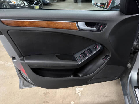 2010 Audi A4 2.0T quattro Premium Plus