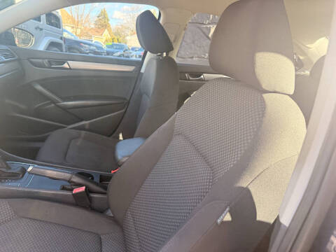 2012 Volkswagen Passat S