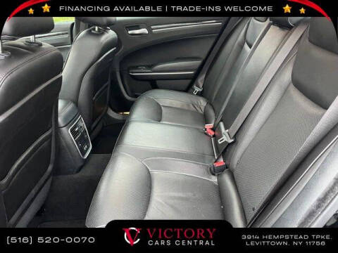 2023 Chrysler 300 Touring L