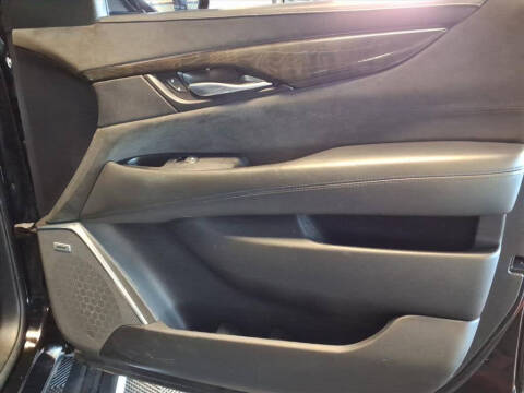 2018 Cadillac Escalade ESV Platinum