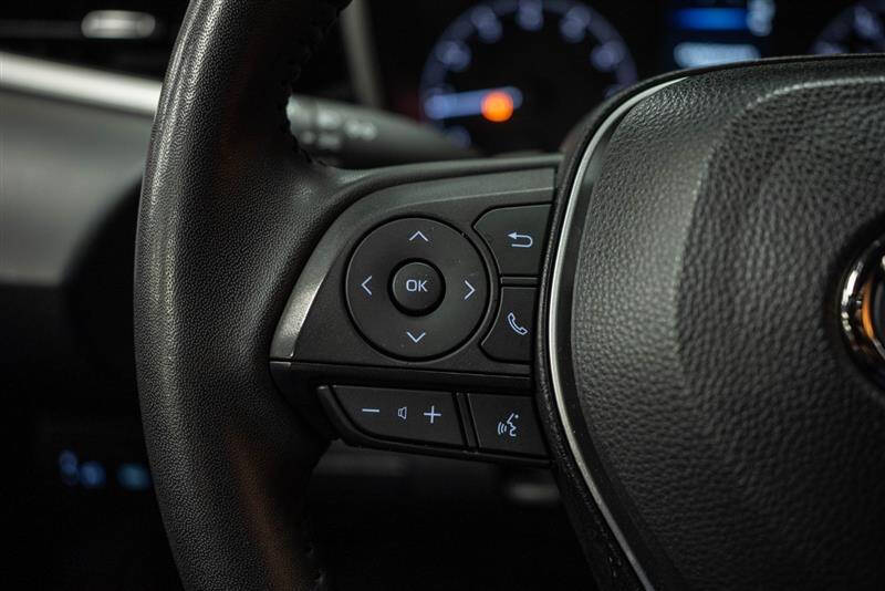 2024 Toyota Corolla Hatchback SE