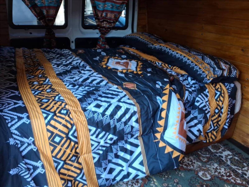 2023 Chevrolet Express 2500