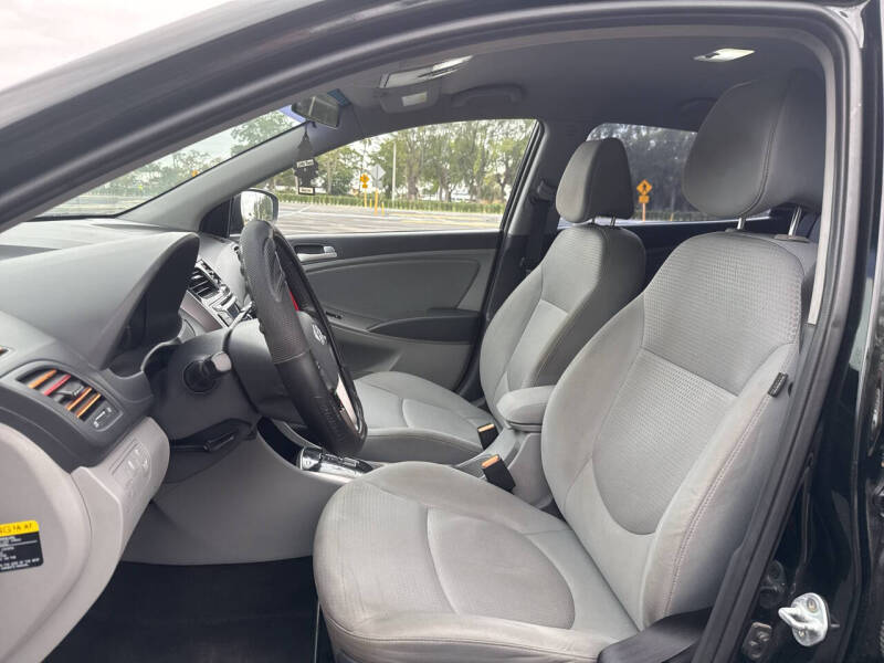 2016 Hyundai Accent Sport