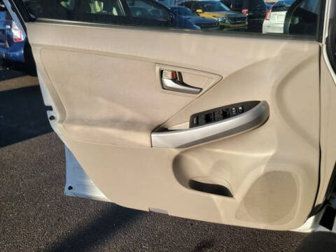 2014 Toyota Prius Five