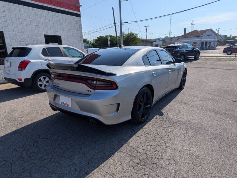 2019 Dodge Charger R/T