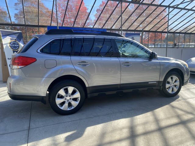 2011 Subaru Outback 2.5i Limited