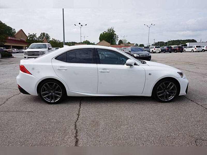 2019 Lexus IS 300