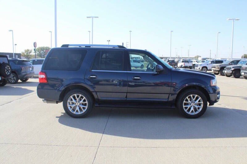 Used 2015 Ford Expedition Limited with VIN 1FMJU2ATXFEF16869 for sale in Storm Lake, IA